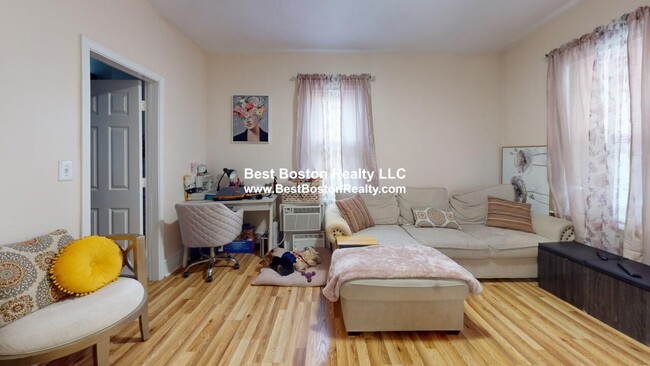 19 Harvard St in Everett, MA - Building Photo - Building Photo