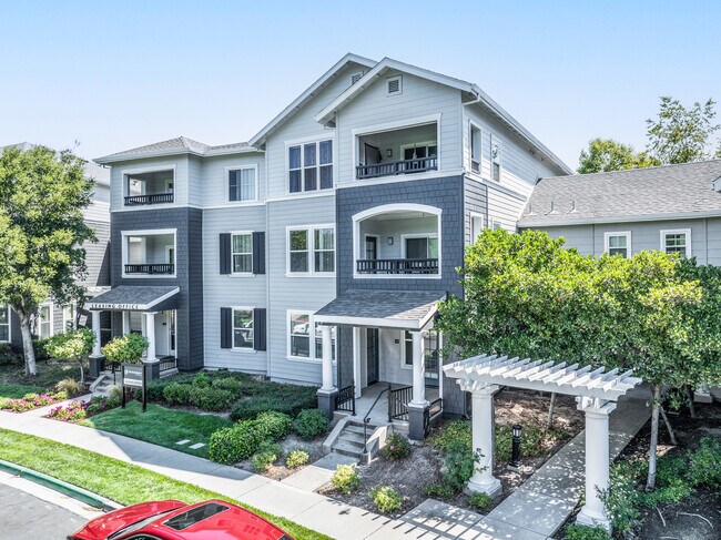 Kensington Apartments in Pleasanton, CA - Building Photo - Building Photo