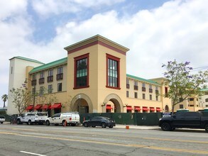 416-418 E Las Tunas Dr in San Gabriel, CA - Building Photo - Building Photo