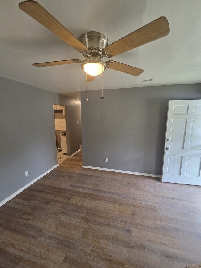 1502 Whitmore Rd in Memphis, TN - Building Photo - Building Photo