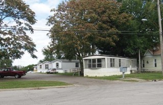 Oak Street Mobile Home Park Apartments