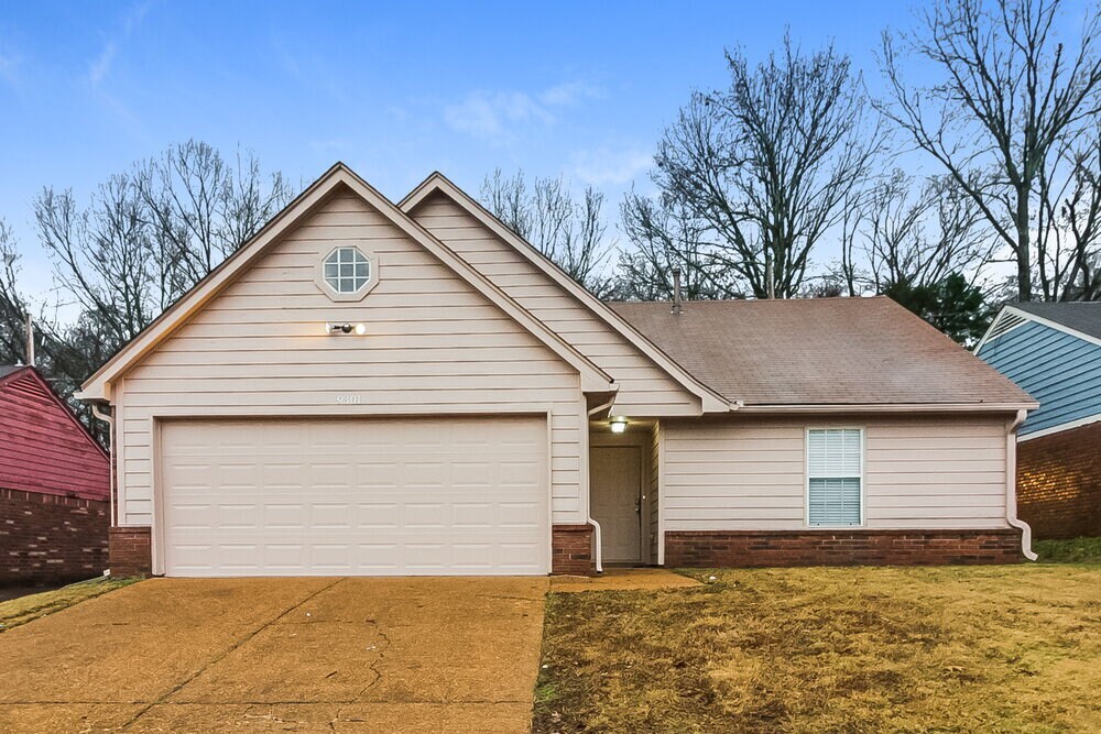 9301 Charly Hill Ln in Memphis, TN - Building Photo