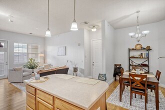 180 Poplar St in Denver, CO - Building Photo - Building Photo