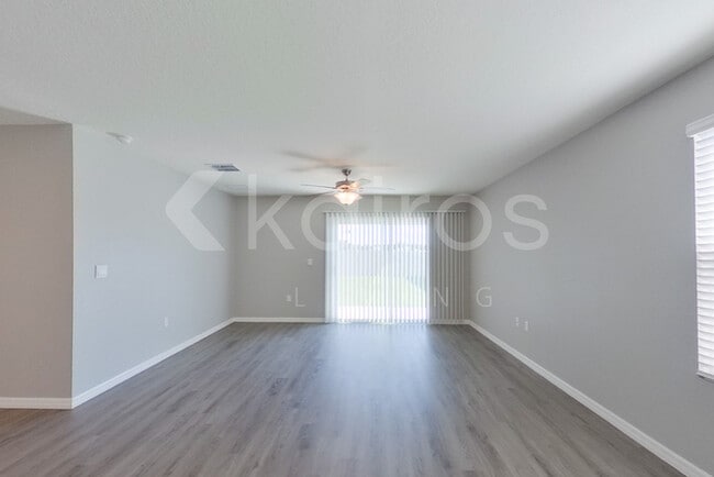 8577 SW 43rd Ter in Ocala, FL - Foto de edificio - Building Photo