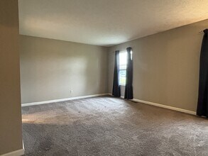 5038 Grand Tetons Dr in Indianapolis, IN - Building Photo - Building Photo