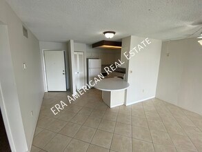30 Moreno Point Rd in Destin, FL - Building Photo - Building Photo