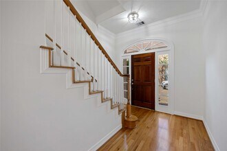 2827 Briarhurst Park in Houston, TX - Building Photo - Building Photo