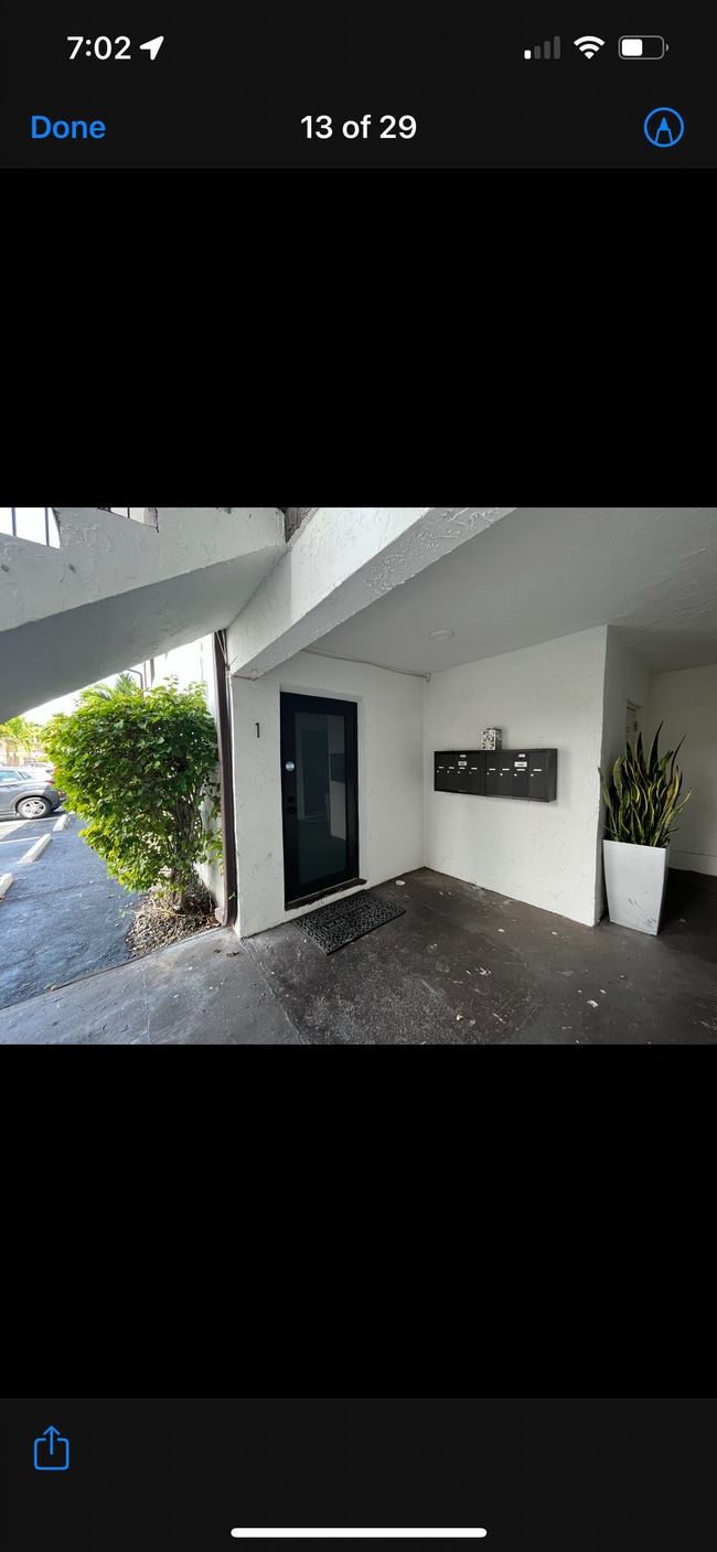 200 NW 25th St Apartments and Nearby Wilton Manors Apartments For Rent