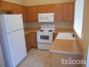 3628 W Firehawk Dr in Glendale, AZ - Building Photo - Building Photo