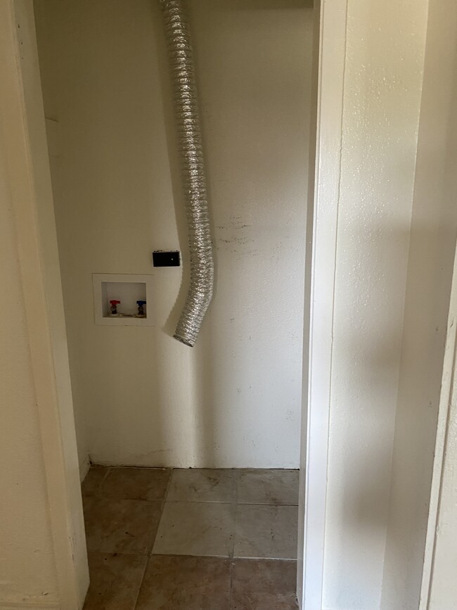 1802 Madison St, Unit 1802 Madison Unit 1 in Laredo, TX - Building Photo - Building Photo
