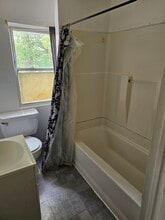 113 S 4th St, Unit 4 in Vineland, NJ - Building Photo - Building Photo
