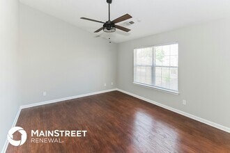 4891 Top Notch Loop in Memphis, TN - Building Photo - Building Photo