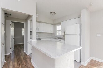 3535 24th Pkwy in Sarasota, FL - Building Photo - Building Photo