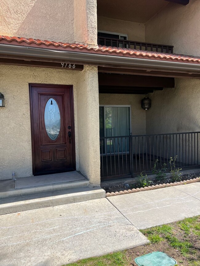 property at 9766 Vía Nola