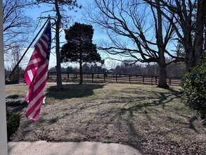 1444 Ben T Johns Rd in Alvaton, KY - Building Photo - Building Photo