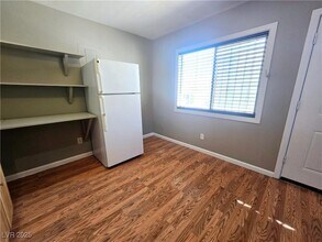 331 S 9th St, Unit 1 in Las Vegas, NV - Building Photo - Building Photo