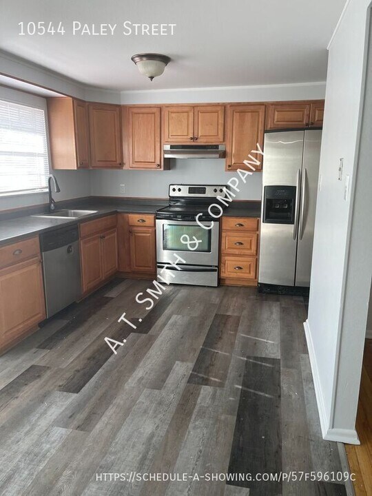 10544 Paley St in Northglenn, CO - Building Photo