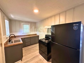 2804 Pages Ln in Mobile, AL - Building Photo - Building Photo