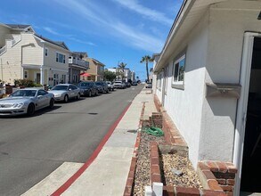 4701 River Ave in Newport Beach, CA - Building Photo - Building Photo