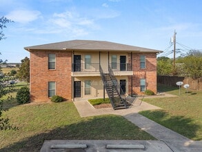 10001 Amber Cir in Waco, TX - Building Photo - Building Photo