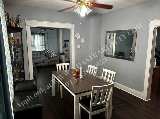 property at 221 N 17th St