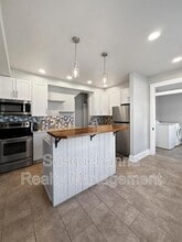 2871 Horseshoe Pike in Palmyra, PA - Building Photo - Building Photo