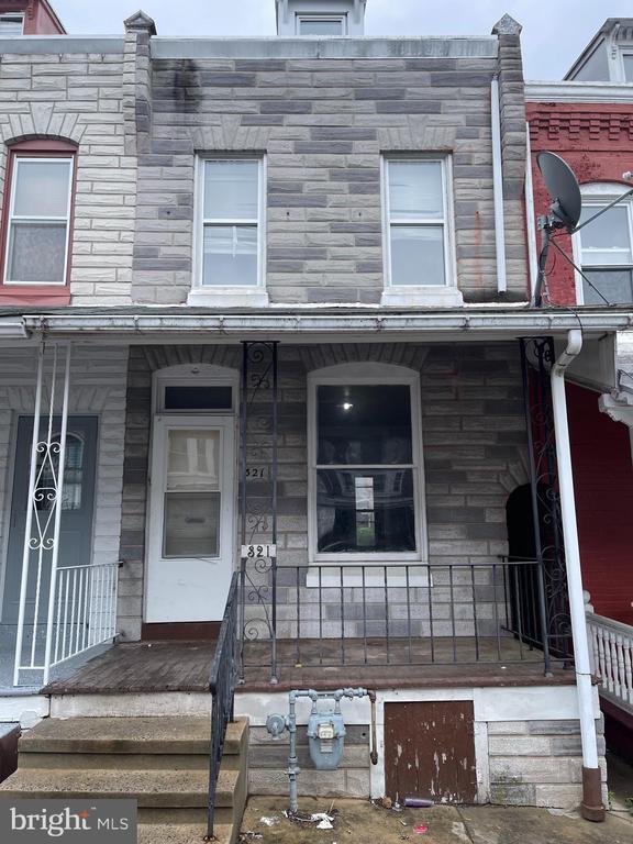 property at 321 S 17th St
