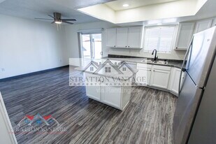 2526 E Juanita Ave in Mesa, AZ - Building Photo