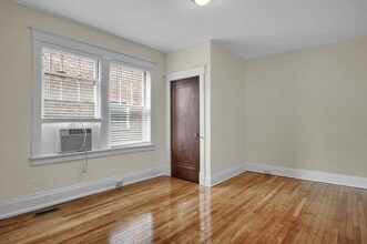 7230 Amherst Ave in University City, MO - Building Photo - Building Photo