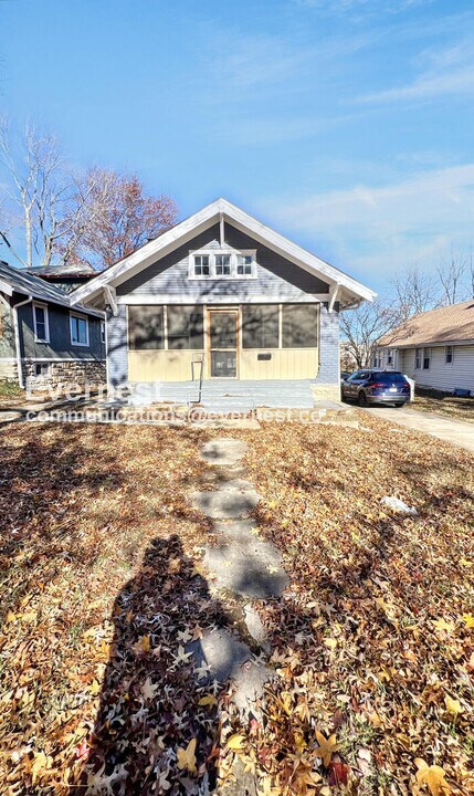 1402 E 65th St in Kansas City, MO - Building Photo