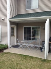 Heritage Terrace Townhomes in Warren, MN - Foto de edificio - Building Photo