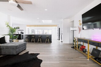 6844 E Willetta St in Scottsdale, AZ - Building Photo - Building Photo