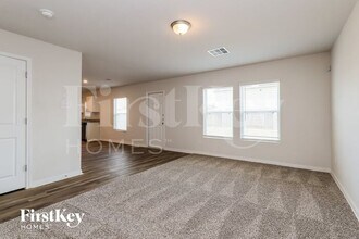 10083 Cerritos dr in Cut And Shoot, TX - Building Photo - Building Photo