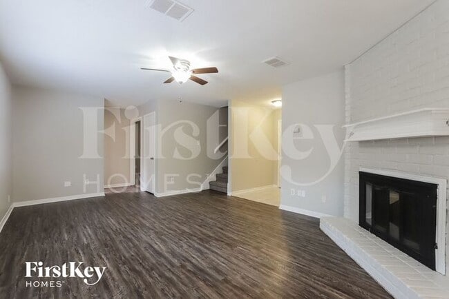 36 W Bigelow Oak Ct in The Woodlands, TX - Building Photo - Building Photo