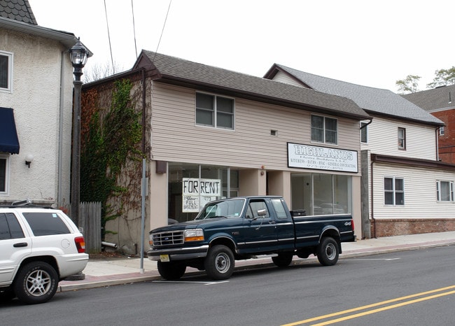 228 Main St in Butler, NJ - Building Photo - Primary Photo