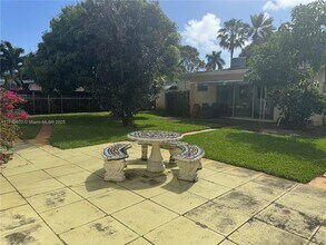 1639 Fletcher St-Unit -C in Hollywood, FL - Building Photo - Building Photo