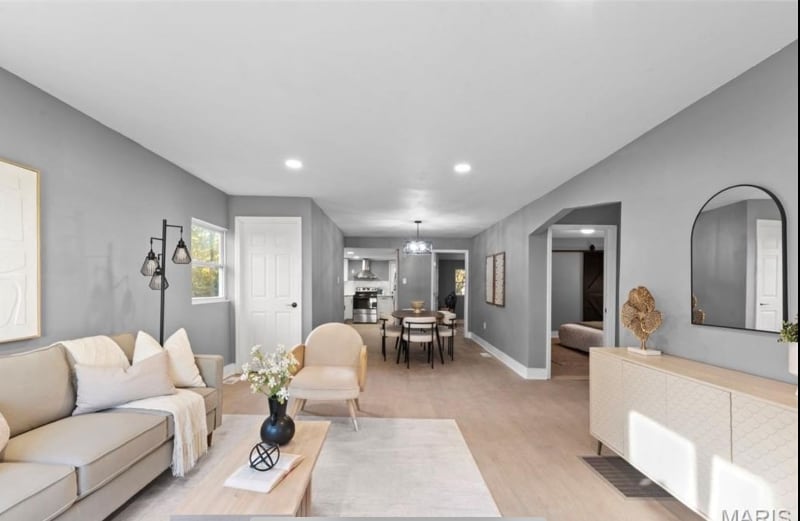 3221 Suncrest Ave in St. Louis, MO - Building Photo