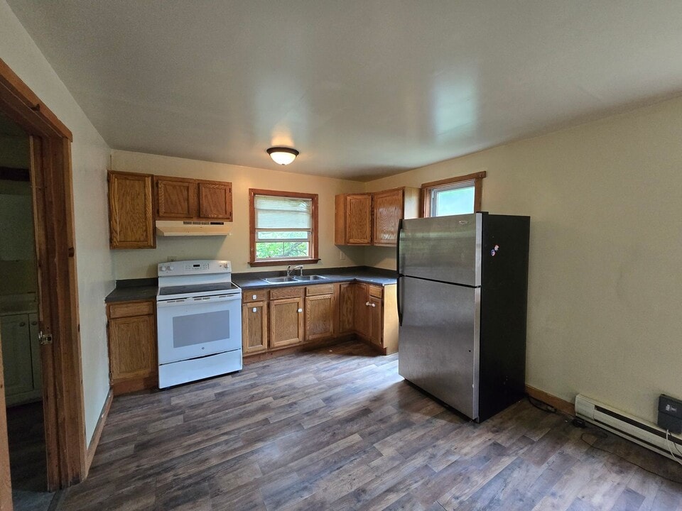 80 Hillside Ave in Palmerton, PA - Building Photo
