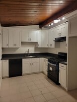 166 N Fenimore Ave in Azusa, CA - Building Photo