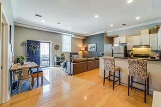198 New York Ave in Jersey City, NJ - Building Photo - Building Photo