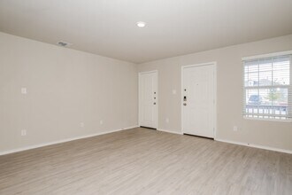 5734 Leon Pl in San Antonio, TX - Building Photo - Building Photo