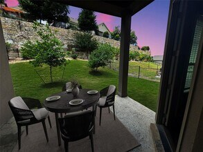 117 Beneteau Dr in Austin, TX - Building Photo - Building Photo