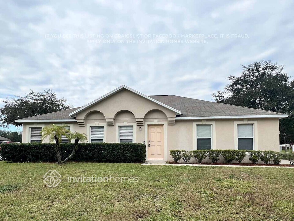 2891 Ruxton Dr in Apopka, FL - Building Photo