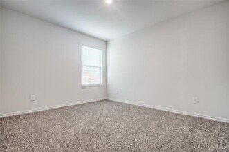 6212 Ballenger Rd in Aubrey, TX - Building Photo - Building Photo