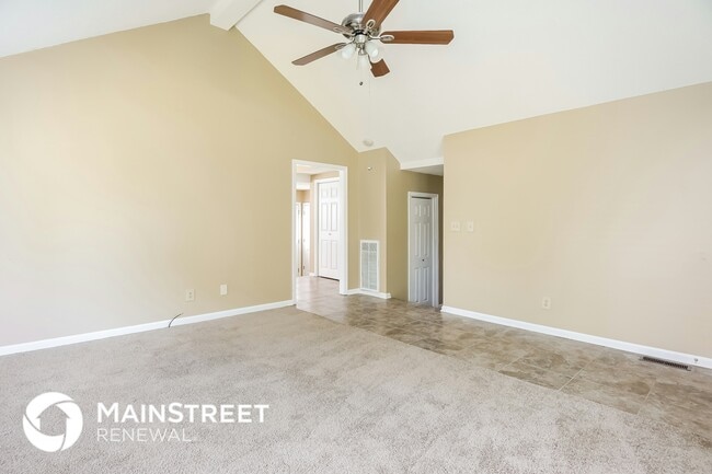 1001 Sequoia Dr in Lewisville, NC - Foto de edificio - Building Photo