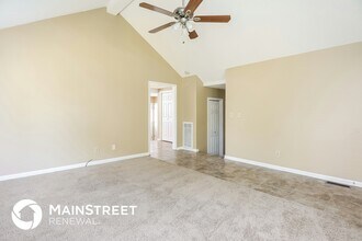 1001 Sequoia Dr in Lewisville, NC - Foto de edificio - Building Photo