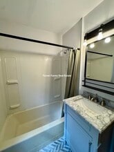 80 Curtis St, Unit 1 in Somerville, MA - Building Photo - Building Photo