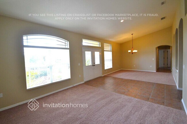 2313 Nesslewood Dr in Wesley Chapel, FL - Building Photo - Building Photo