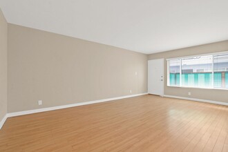 1314 Euclid St, Unit 05 in Santa Monica, CA - Building Photo - Building Photo