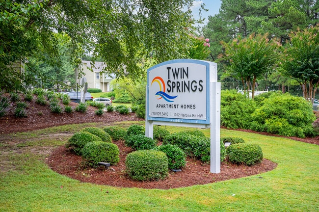 Twin Springs Apartments in Norcross, GA - Foto de edificio - Other